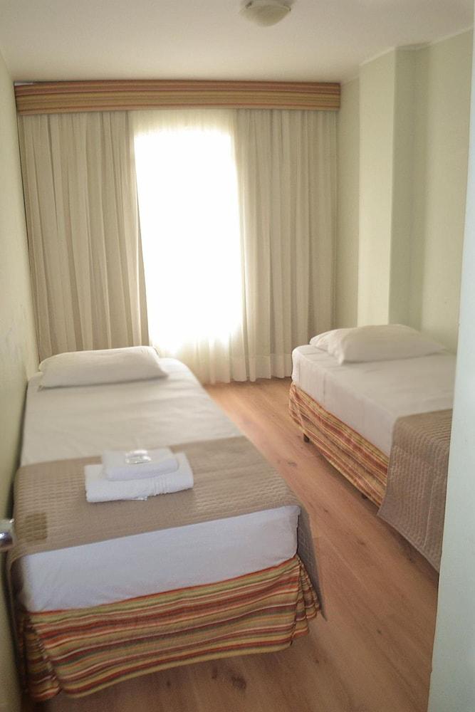 Hotel Ampiezza Курітіба Екстер'єр фото